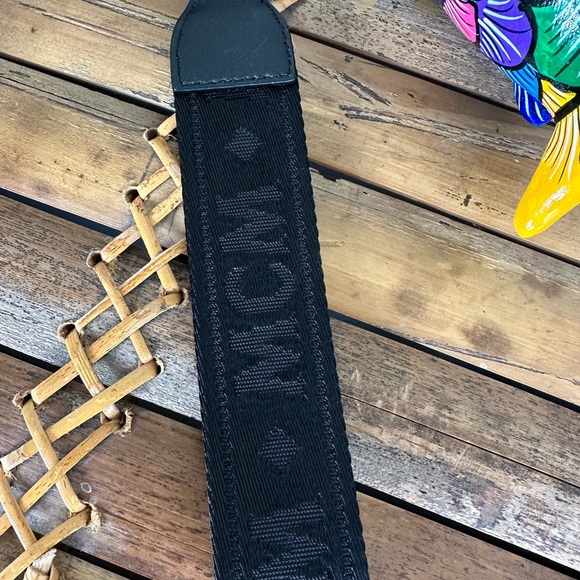 💚🧡MCM Unisex Clutch, Pouch, document holder with removable wristlet with Box - Picture 10 of 17